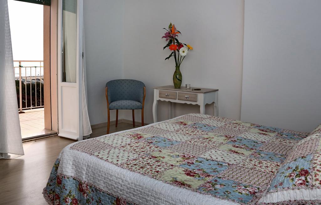 Hotel Santiago Milano Marittima Exteriör bild