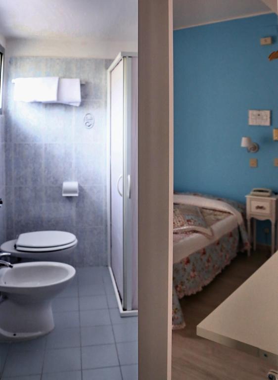 Hotel Santiago Milano Marittima Rum bild